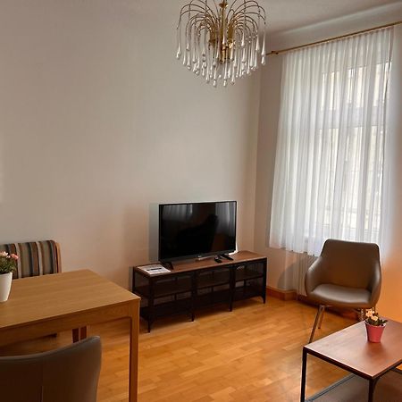 Studio & Apartments Near Reumannplatz ウィーン エクステリア 写真