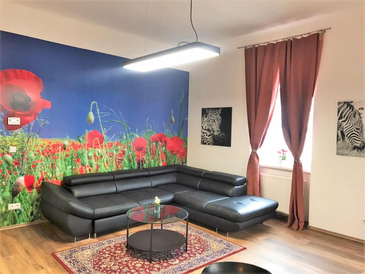 Studio & Apartments Near Reumannplatz ウィーン エクステリア 写真