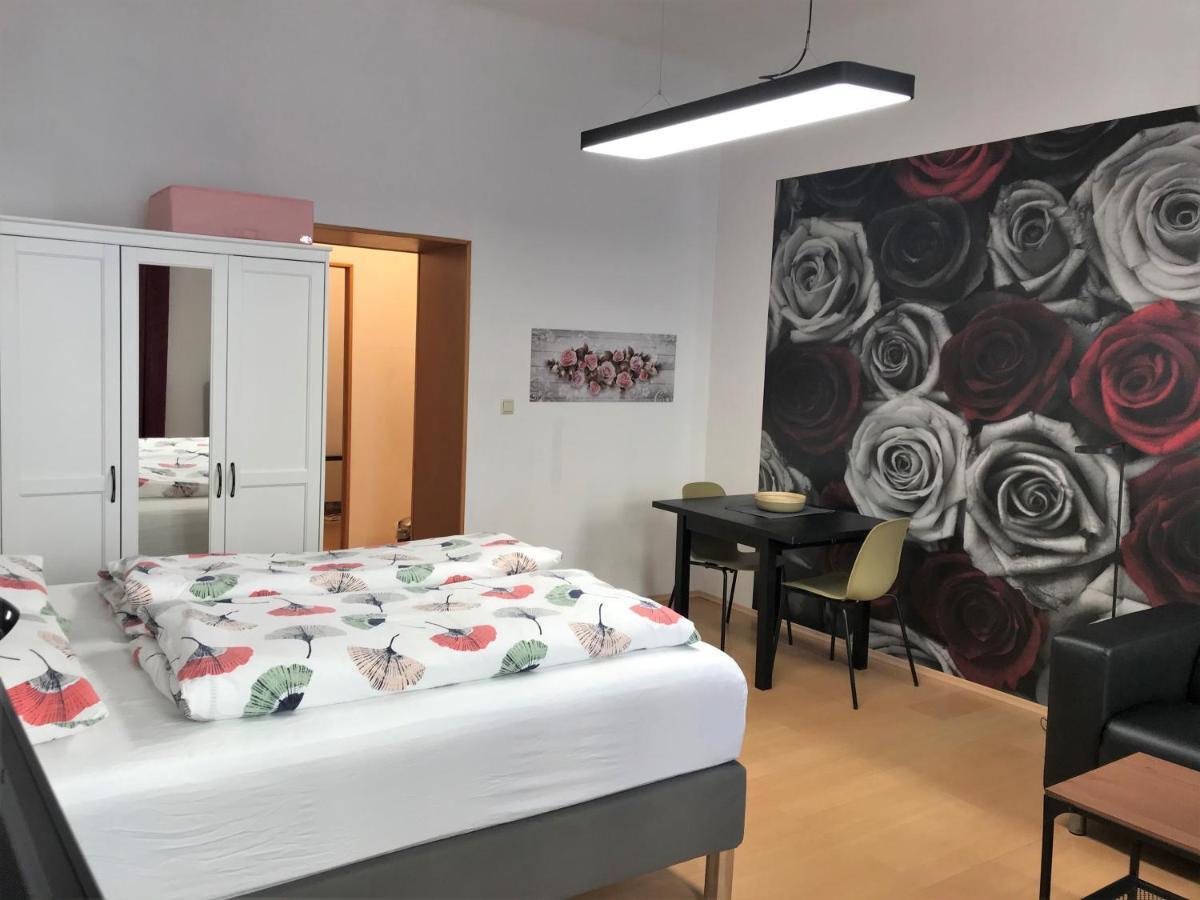 Studio & Apartments Near Reumannplatz ウィーン エクステリア 写真
