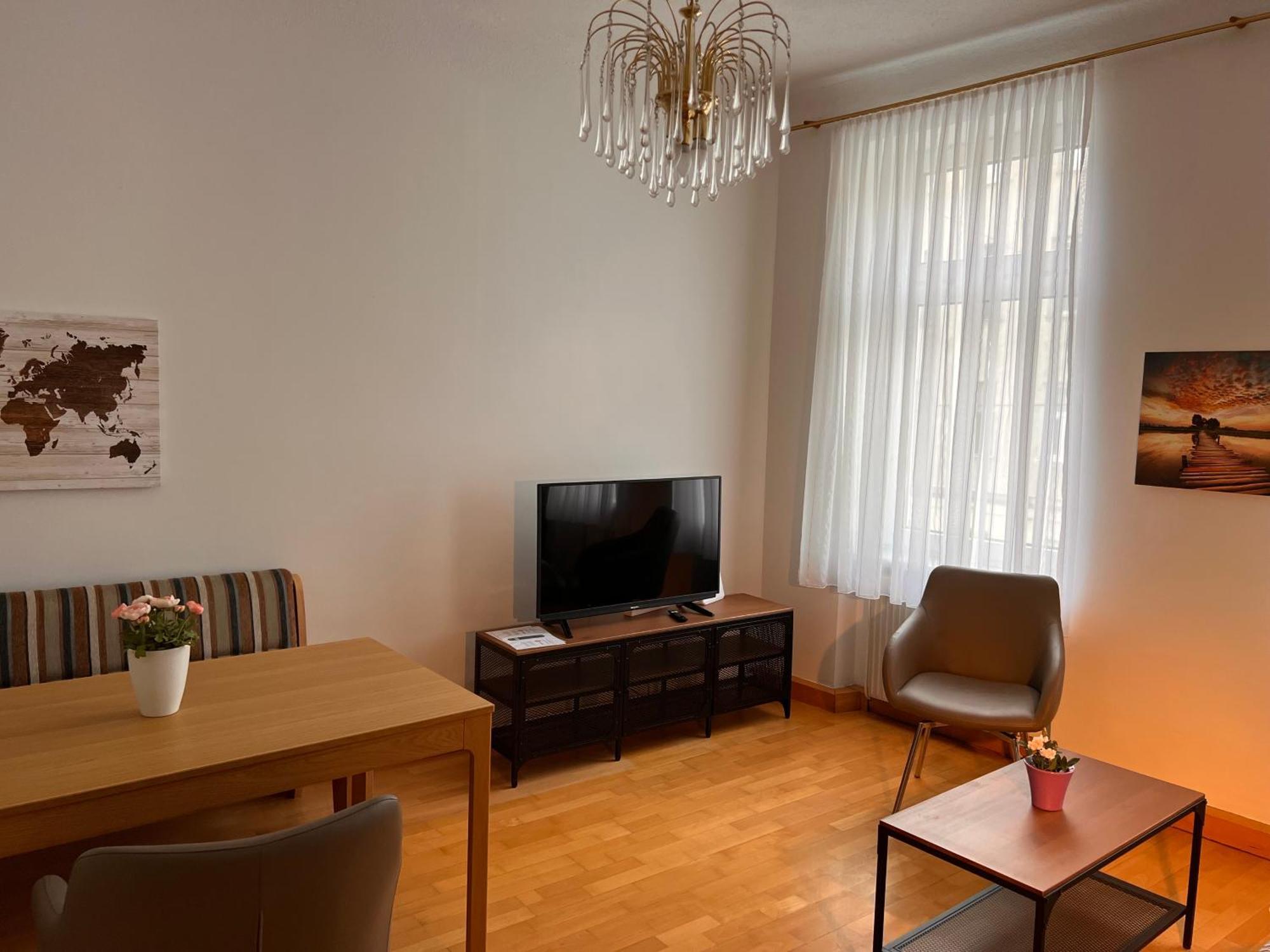 Studio & Apartments Near Reumannplatz ウィーン エクステリア 写真